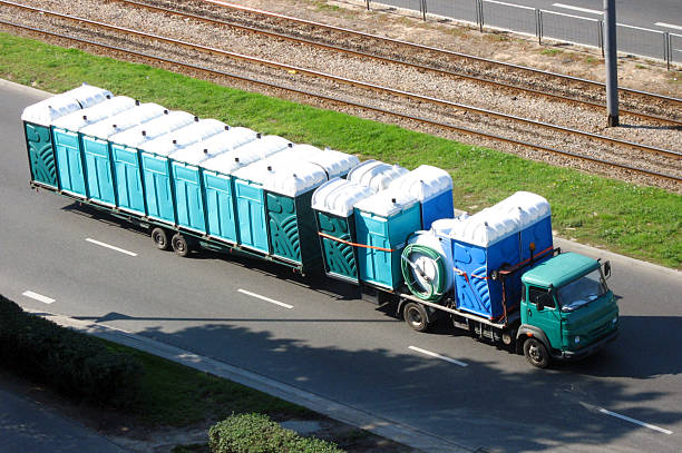 Porta potty delivery and setup in Horatio, AR